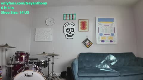 Snapshot of treyanthony chatting on 01/22/25, 04:44 decentanthony online show from 01/22/25, 04:44