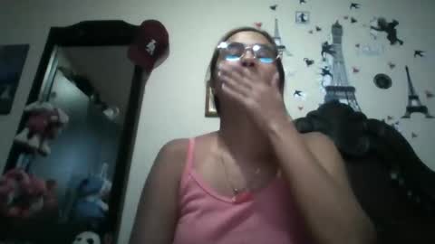 Snapshot of triana_bell chatting on 10/20/25, 01:39 triana_bell online show from 10/20/25, 01:39