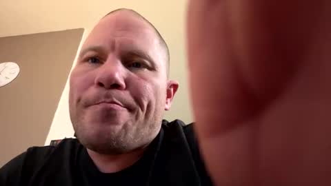 Snapshot of trickydick6 chatting on 11/25/25, 06:02 trickydick6 online show from 11/25/25, 06:02