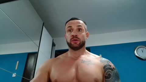 Snapshot of tridentmuscles chatting on 01/17/25, 10:01 tridentmuscles online show from 01/17/25, 10:01