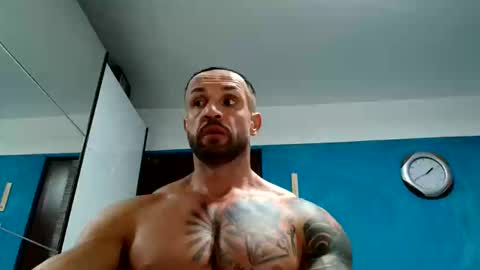 Snapshot of tridentmuscles chatting on 10/01/25, 10:43 tridentmuscles online show from 10/01/25, 10:43