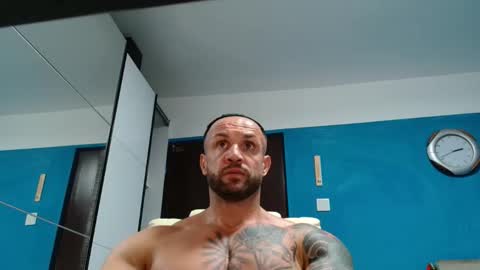 Snapshot of tridentmuscles chatting on 10/13/25, 11:43 tridentmuscles online show from 10/13/25, 11:43