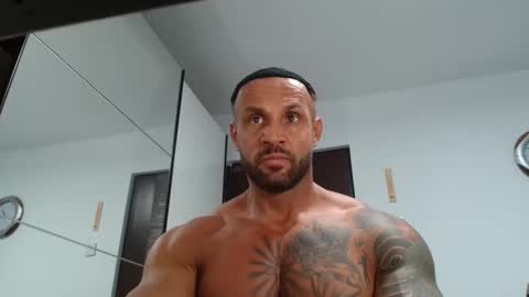 tridentmuscles online show from 11/25/25, 11:16