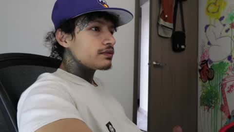 - trieone online show from 02/03/26, 03:17