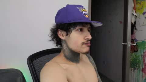 - trieone online show from 02/18/26, 01:56