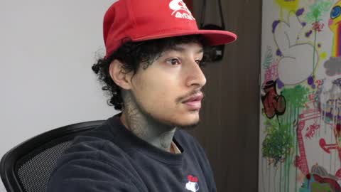 - trieone online show from 03/28/26, 02:05