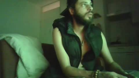 Snapshot of triestjoe chatting on 02/01/26, 08:51 triestjoe online show from 02/01/26, 08:51