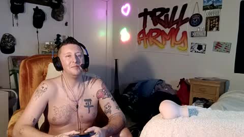 trillnonymau5 online show from 12/16/24, 05:49