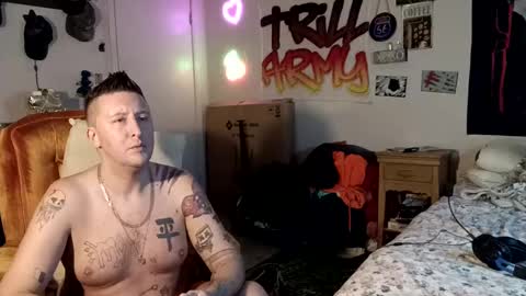 trillnonymau5 online show from 12/18/24, 05:48
