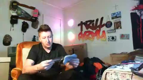 trillnonymau5 online show from 01/08/25, 01:41