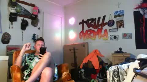 trillnonymau5 online show from 01/10/25, 06:38