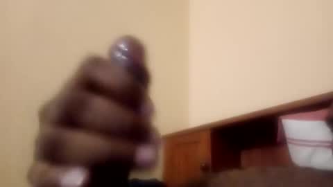 Snapshot of trinislim1868 chatting on 09/12/25, 02:44 Antique-Shirt2516 online show from 09/12/25, 02:44