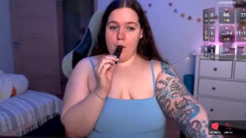 Snapshot of trinititi chatting on 02/27/25, 03:26 Tina online show from 02/27/25, 03:26