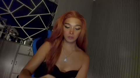 Snapshot of trinityfucksyou chatting on 12/05/24, 06:22 Ms Ella online show from 12/05/24, 06:22