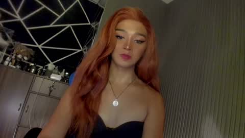 Snapshot of trinityfucksyou chatting on 01/02/25, 01:40 Ms Ella online show from 01/02/25, 01:40