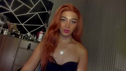 Snapshot of trinityfucksyou chatting on 01/08/25, 04:44 Ms Ella online show from 01/08/25, 04:44