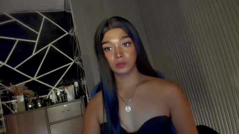 Snapshot of trinityfucksyou chatting on 03/07/25, 06:46 Ms Ella online show from 03/07/25, 06:46