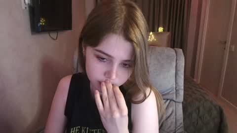 tripleprinces online show from 01/02/25, 06:34