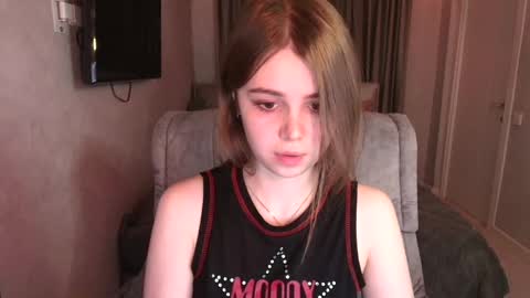 tripleprinces online show from 02/11/25, 04:56