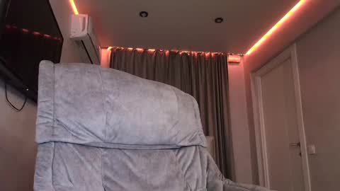 tripleprinces online show from 03/12/25, 06:11