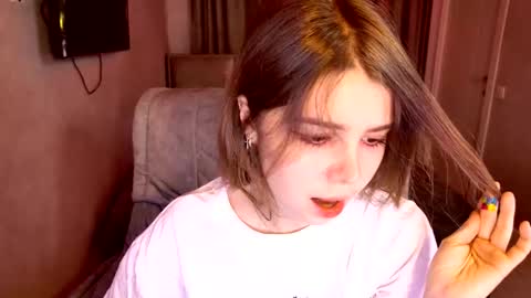 tripleprinces online show from 11/25/25, 05:24