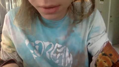 Snapshot of trippybb222 chatting on 09/27/25, 04:12 trippybb222 online show from 09/27/25, 04:12