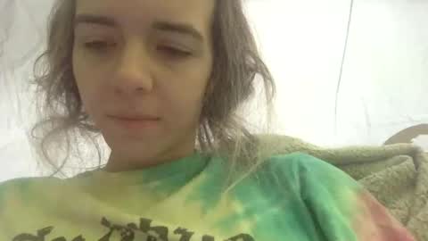 Snapshot of trippybb222 chatting on 09/29/25, 04:01 trippybb222 online show from 09/29/25, 04:01