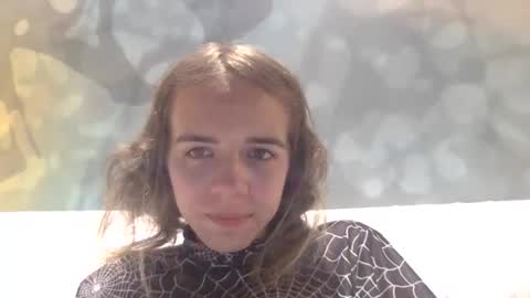 Snapshot of trippybb222 chatting on 11/01/25, 02:46 trippybb222 online show from 11/01/25, 02:46