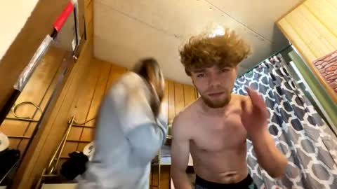 Snapshot of trippyscenes chatting on 01/08/25, 02:46 trippyscenes online show from 01/08/25, 02:46