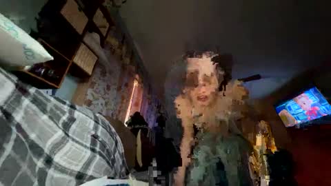 Snapshot of trippyscenes chatting on 02/12/25, 06:40 trippyscenes online show from 02/12/25, 06:40