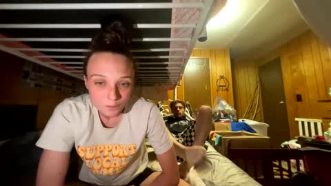 Snapshot of trippyscenes chatting on 10/06/25, 02:09 trippyscenes online show from 10/06/25, 02:09