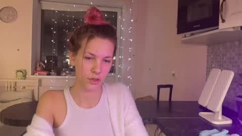 trippy online show from 12/01/25, 11:21