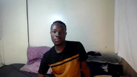 Snapshot of trisboo5 chatting on 01/11/25, 11:45 Trisboo5 online show from 01/11/25, 11:45