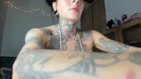 Snapshot of tristan_fantasycam22 chatting on 04/28/26, 08:36 Tristan And Samara online show from 04/28/26, 08:36