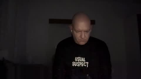 Snapshot of tritonspace chatting on 09/16/25, 05:30 Triton online show from 09/16/25, 05:30