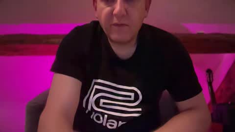 Snapshot of tritonspace chatting on 11/08/25, 07:30 Triton online show from 11/08/25, 07:30