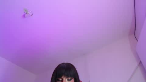 trix_ebony online show from 05/17/26, 01:58