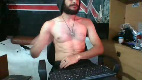 Snapshot of trizquelmen chatting on 12/09/24, 08:23 Andrew online show from 12/09/24, 08:23