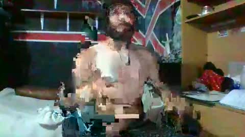 Snapshot of trizquelmen chatting on 12/23/24, 03:29 Andrew online show from 12/23/24, 03:29