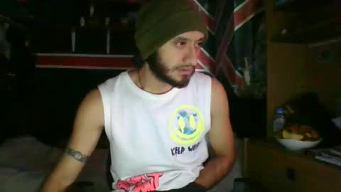 Snapshot of trizquelmen chatting on 01/17/25, 12:52 Andrew online show from 01/17/25, 12:52