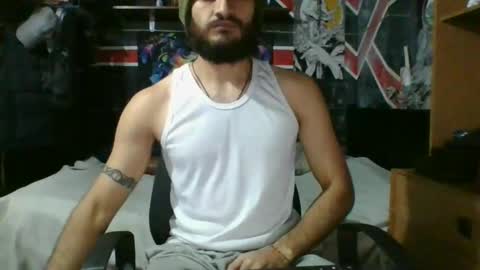 Snapshot of trizquelmen chatting on 02/26/25, 02:59 Andrew online show from 02/26/25, 02:59