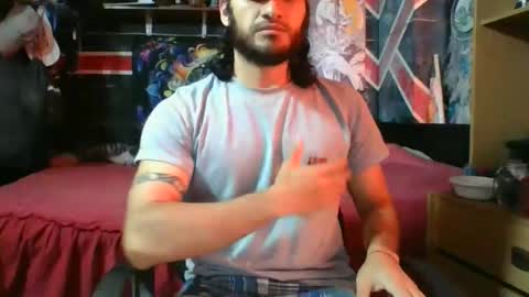 Snapshot of trizquelmen chatting on 09/21/25, 08:32 Andrew online show from 09/21/25, 08:32