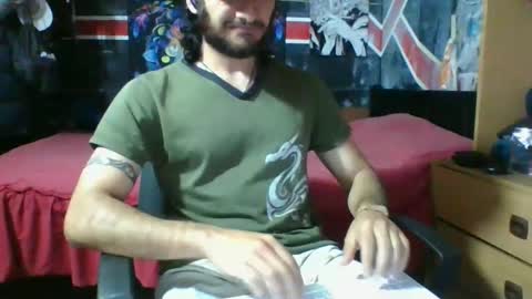 Snapshot of trizquelmen chatting on 09/30/25, 05:45 Andrew online show from 09/30/25, 05:45