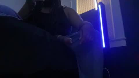 Trmdstrong online show from 10/03/25, 06:54