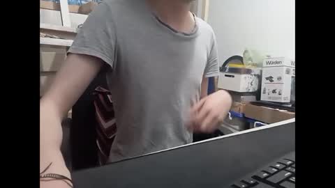 Snapshot of tronco_alegre chatting on 01/29/25, 01:05 tronco_alegre online show from 01/29/25, 01:05