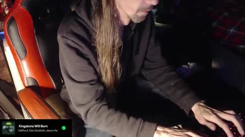 Snapshot of trooper0690 chatting on 10/29/25, 07:37 trooper0690 online show from 10/29/25, 07:37