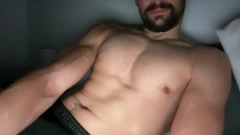 Snapshot of tropicofcancer1988 chatting on 12/15/25, 10:58 tropicofcancer1988 online show from 12/15/25, 10:58