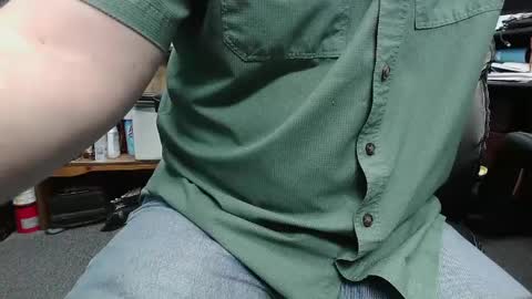 Snapshot of trouhble chatting on 02/14/25, 02:44 Trouhble online show from 02/14/25, 02:44