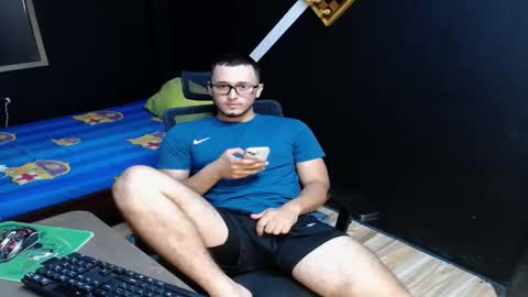 Snapshot of troy_6969 chatting on 11/24/25, 08:52 Alan David online show from 11/24/25, 08:52