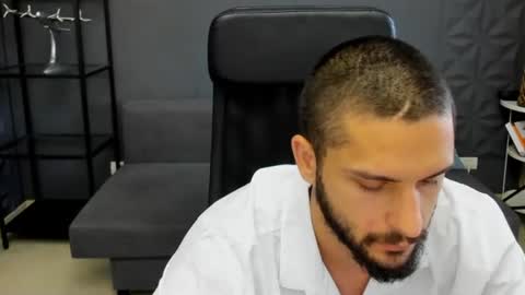 TroyWade online show from 06/26/26, 04:17